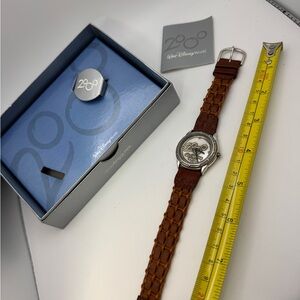 Working Ltd Ed Walt Disney World 2000 Celebration Wrist Watch In Original Box